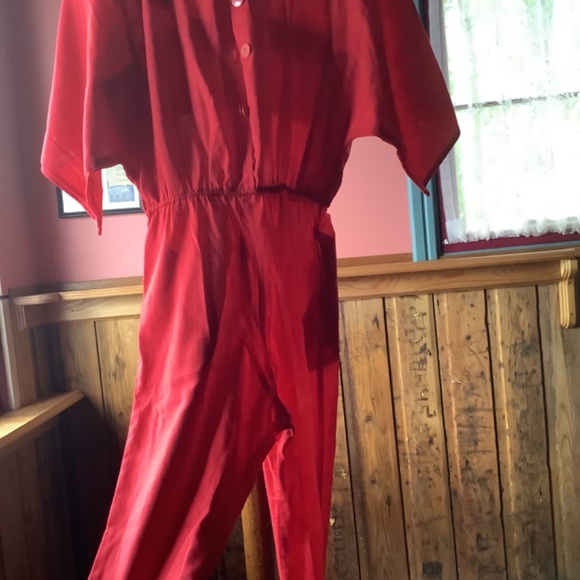 Great for Canada Day Celebrations! LaBelle Red Polyester cotton,Jumpsuit size 8. - Picture 6 of 6